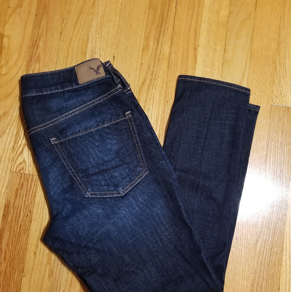 American Eagle jeans sz 4 short